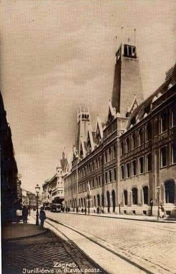 Jurišićeva ulica 1915. godine, glavna pošta